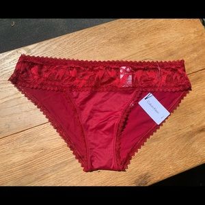 NWT. Calvin Klein Bikini